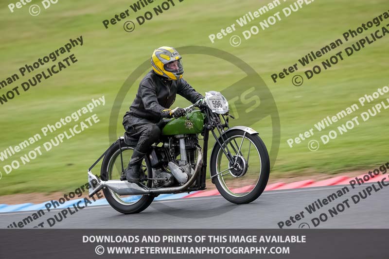 Vintage motorcycle club;eventdigitalimages;mallory park;mallory park trackday photographs;no limits trackdays;peter wileman photography;trackday digital images;trackday photos;vmcc festival 1000 bikes photographs